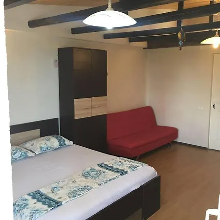 David Junior Habitación en casa particular Eforie Nord